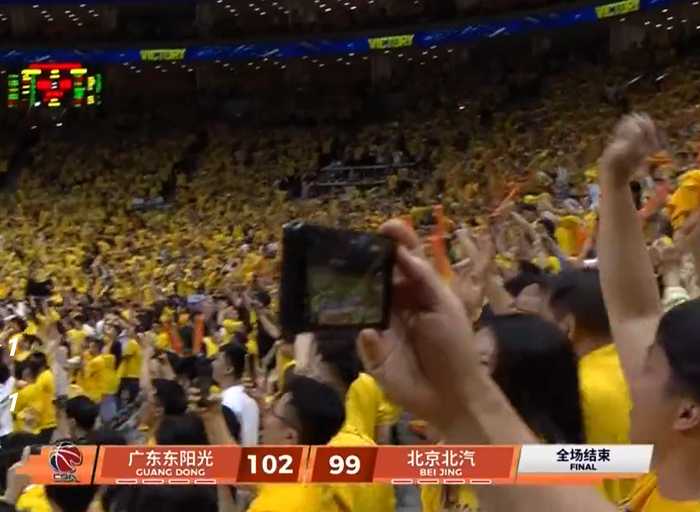 赢北京队3分！给广东队球员打分：2人不及格，4人满分
